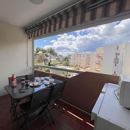 Studio Cabine A St-Raphael Avec Terrasse Et Parking, A 100M De La Plage - Fr-1-226A-23 Saint-Raphaël Eksteriør bilde