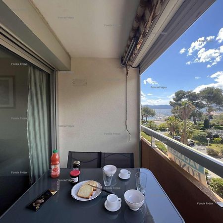 Studio Cabine A St-Raphael Avec Terrasse Et Parking, A 100M De La Plage - Fr-1-226A-23 Saint-Raphaël Eksteriør bilde