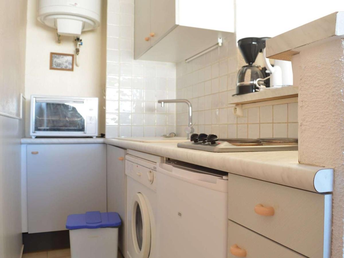 Studio Cabine A St-Raphael Avec Terrasse Et Parking, A 100M De La Plage - Fr-1-226A-23 Saint-Raphaël Eksteriør bilde